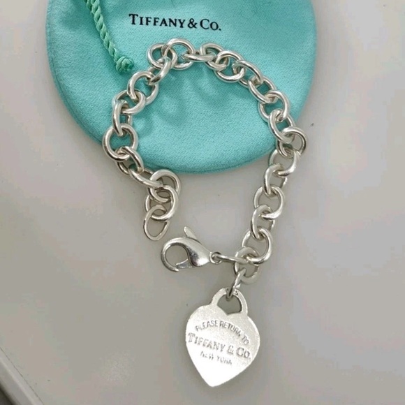 Tiffany & Co. 💯 % Auth Return to Tiffany Heart Tag Bracelet w/ Box ✨EUC✨Sz7.5 - Picture 6 of 6